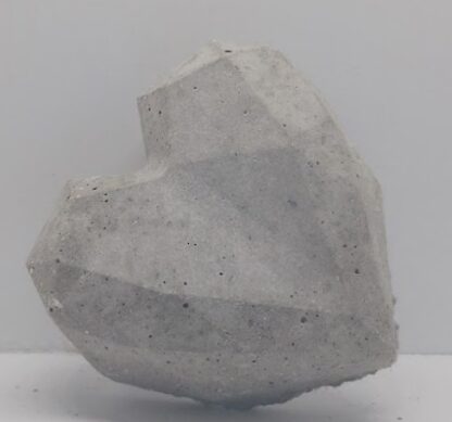 Betonová dekorace SRDICKO - Image 2